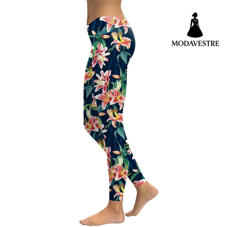 Fresh Fragrance Lily  Women Leggings Capri Lilies Digital Print Woman Legging Work Out Street Wear Pants Leggins - MODAVESTRE