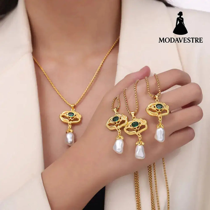 Freshwater Pearl Titanium Steel Geometric Necklace Gold / One Size