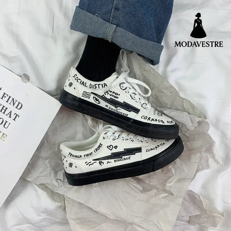 Japanese Little White Shoes Women’s Spring Canvas Shoes