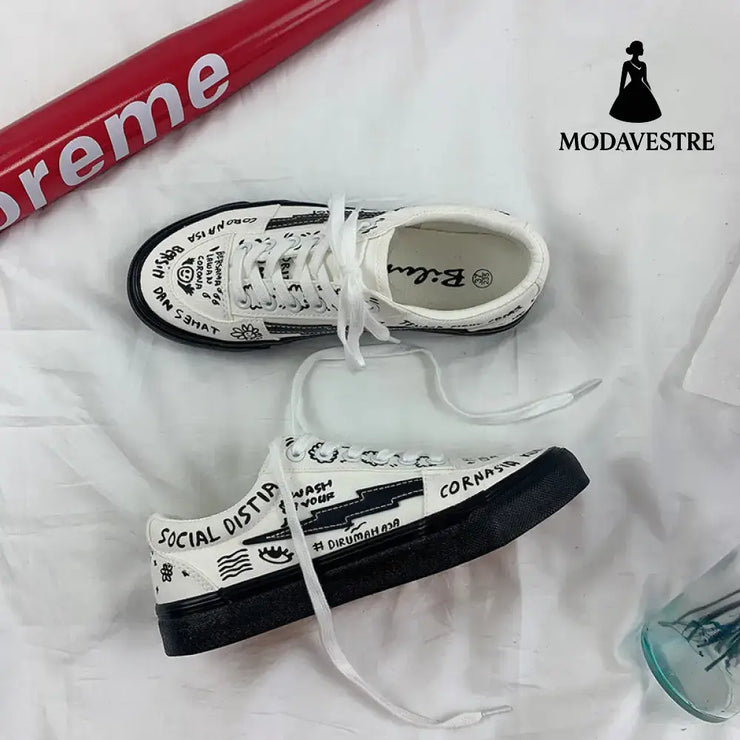 Japanese Little White Shoes Women’s Spring Canvas Shoes