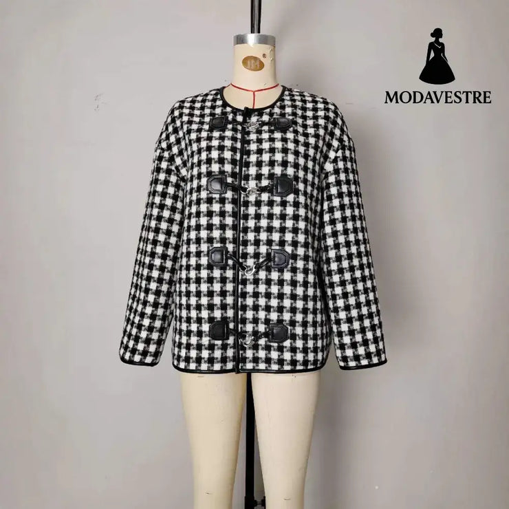 Metal Buckle Decorative Round Neck Hemming Shorts Jacket Jacket