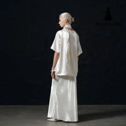 Minimalist Satin Triangle Scarf – Elegant Women’s Silk Look Neck & Head Wrap