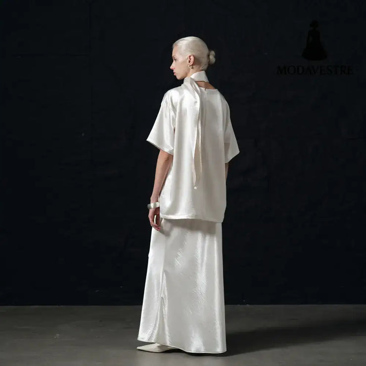 Minimalist Satin Triangle Scarf – Elegant Women’s Silk Look Neck & Head Wrap