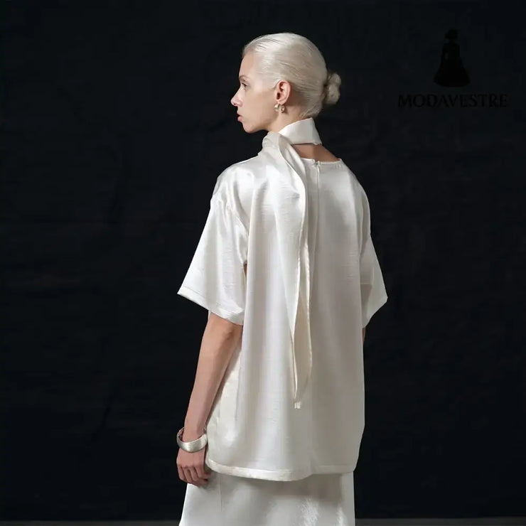 Minimalist Satin Triangle Scarf – Elegant Women’s Silk Look Neck & Head Wrap