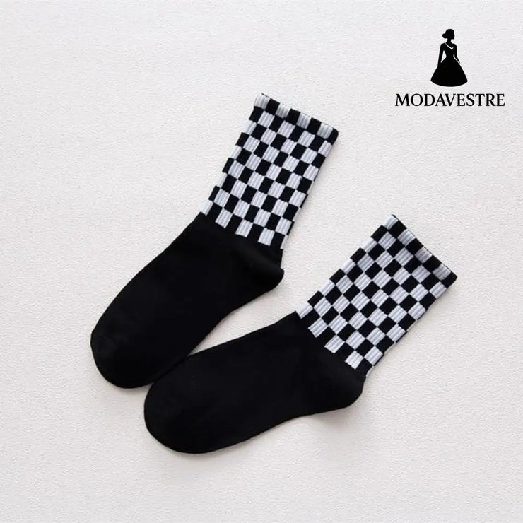 Plaid Checkered Skateboard Socks – Street Style Women’s Crew Socks - MODAVESTRE