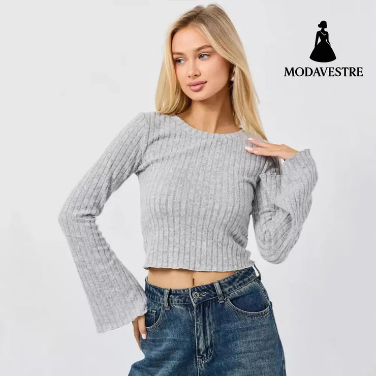 Short Cropped Cropped Flared Sleeve Round Neck T-shirt T-shirt