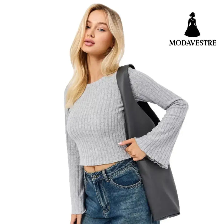 Short Cropped Cropped Flared Sleeve Round Neck T-shirt T-shirt