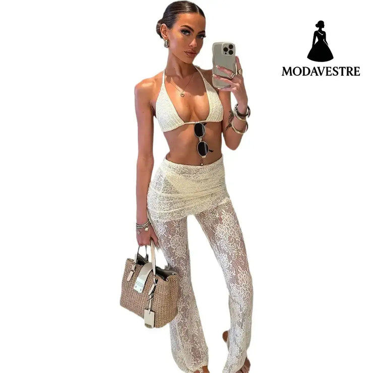 Three-Piece Lace Bikini Set – Elegant Women’s Swimsuit Cover-Up