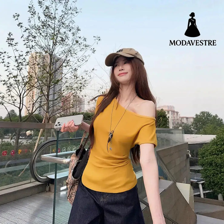 Women’s Short-sleeved T-shirt Off-the-shoulder Fitted Waist Top