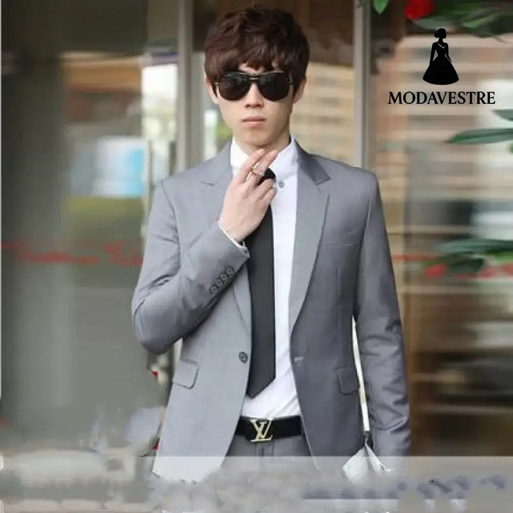 Young men in slim suits Light grey / 3XL