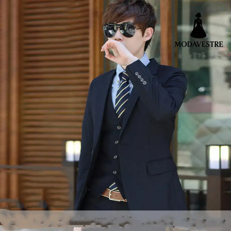 Young men in slim suits Navy blue / 3XL